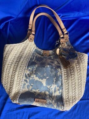 Sakroots Cream & Blue Floral Crochet Tote with Tassel Charm